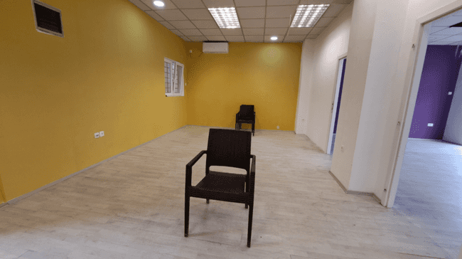 Hapësirë tregtare 85m2 me vitrinë në Qendër - 3