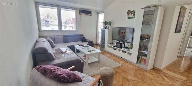 Apartment in Aerodrom image