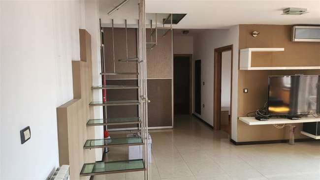 For rent 4-room duplex apartment in Debar Maalo - 3
