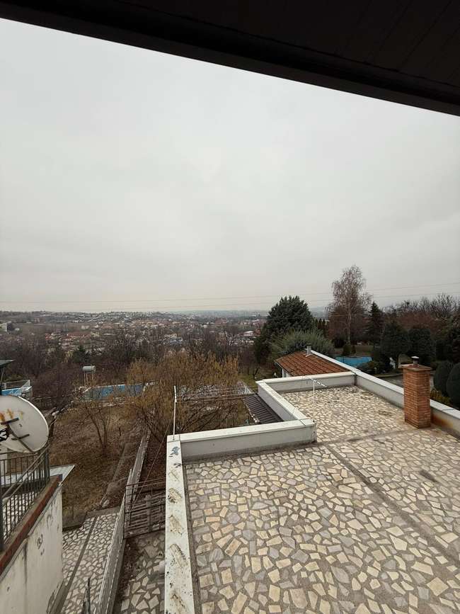 Shtëpi 150m2 në Radishani në një truall 550m2 - 3