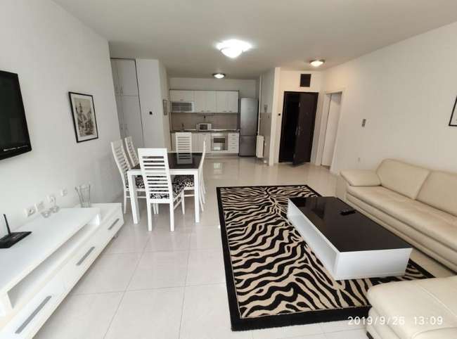 Two-bedroom apartment for rent in Center, City Wall - 3