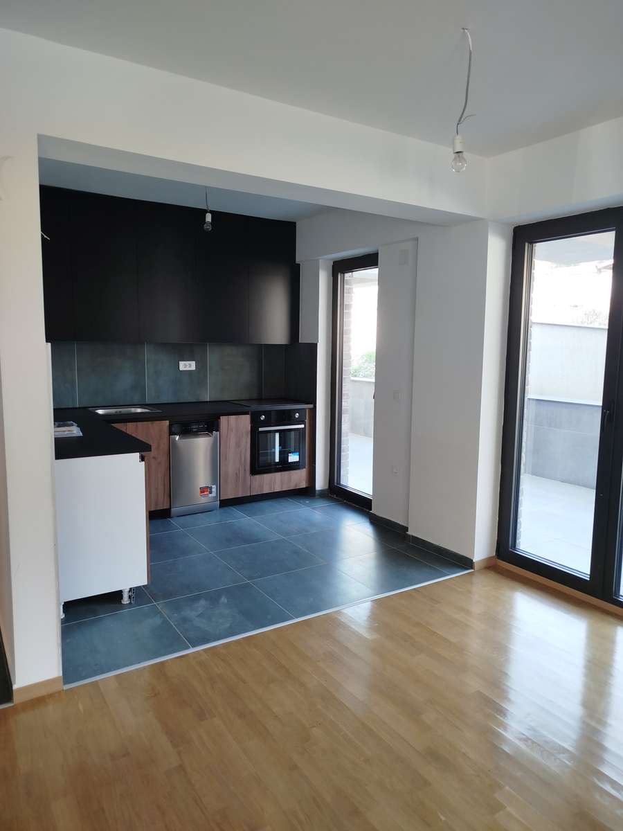 Apartament 51m2 me oborr në Pržino - 1