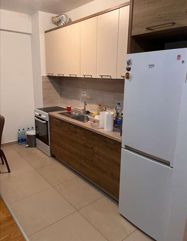Apartament në katin e parë në Momin Potok - 3