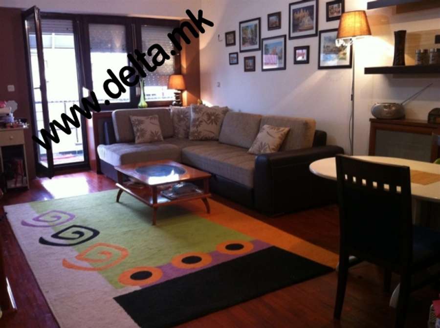 Apartament me dy dhoma gjumi në Qendër - 1