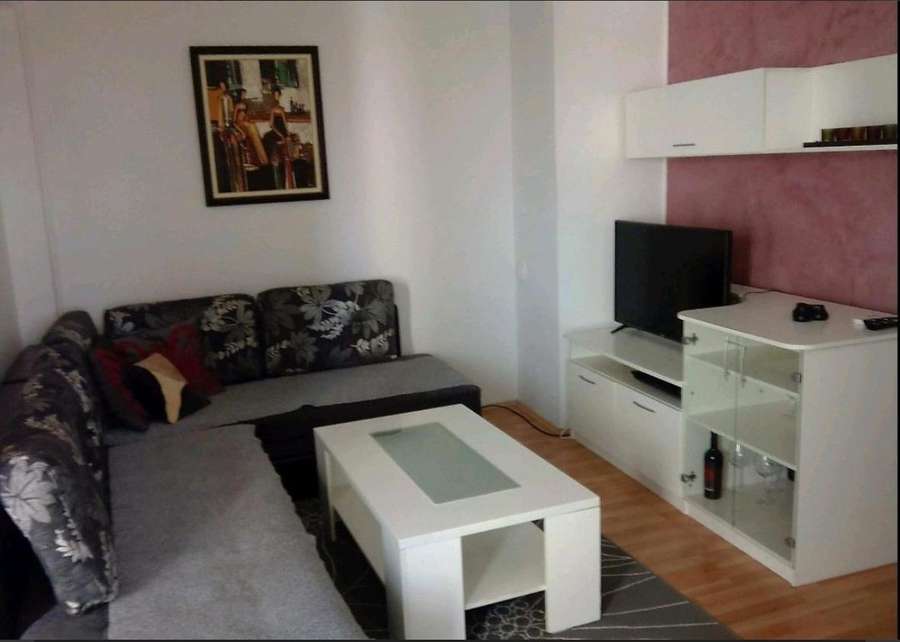 Apartament në Kisela Voda, pranë bashkisë - 1