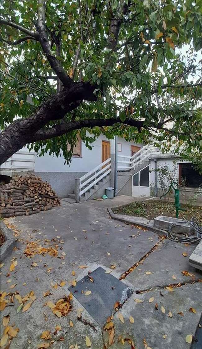 Куќа во строг центар во Куманово - 3