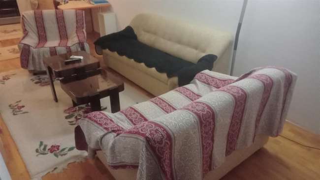 Се изнајмува двособен стан во Центар, 50-та Дивизија - 3