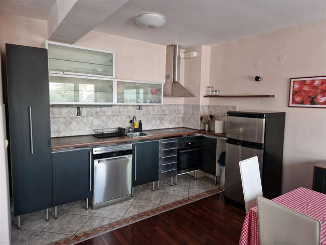 Apartament me tre dhoma për qira pas Bunjakovecit - 2