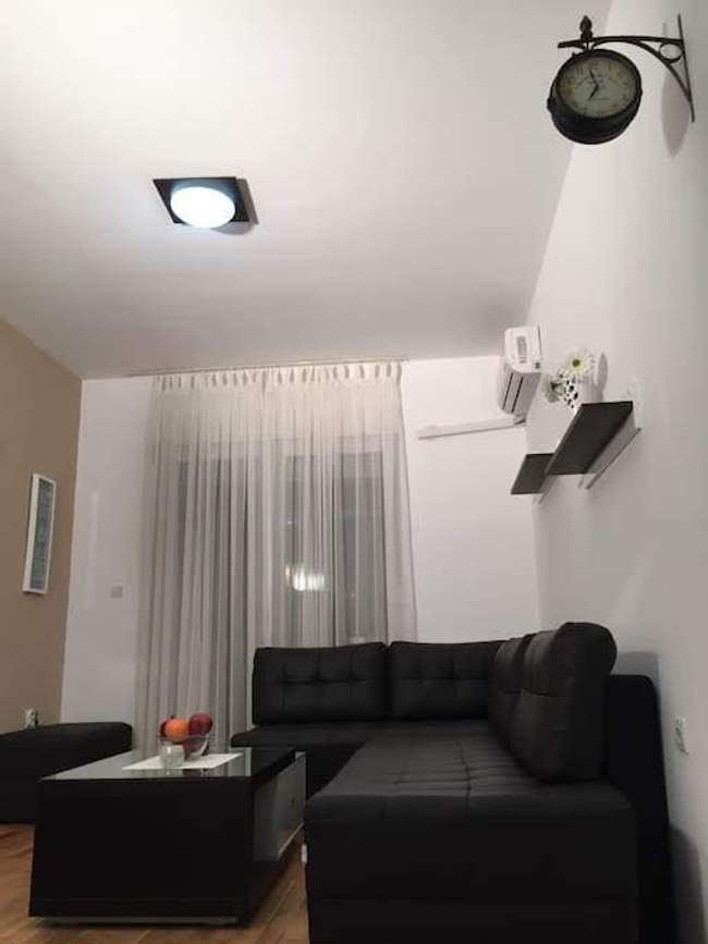 Apartament me dy dhoma në Qendër - 3