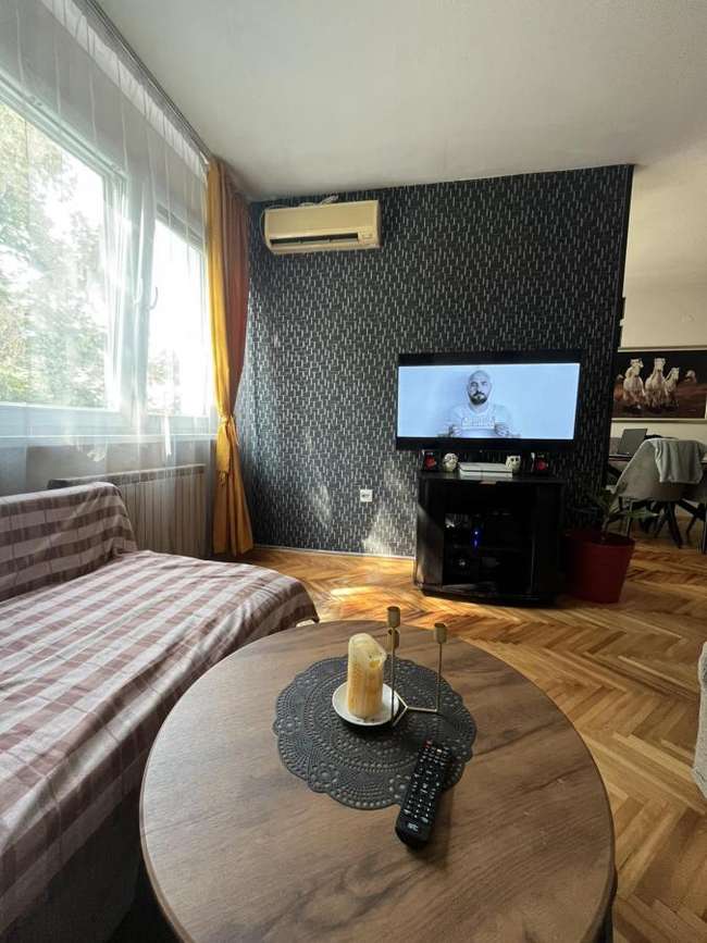 Apartament familjar në një ndërtesë të qetë - 2