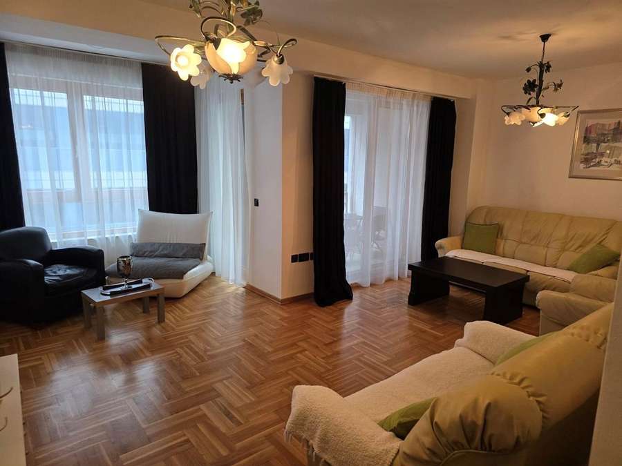 Apartament në Qendër, Park Rezidencë - 1