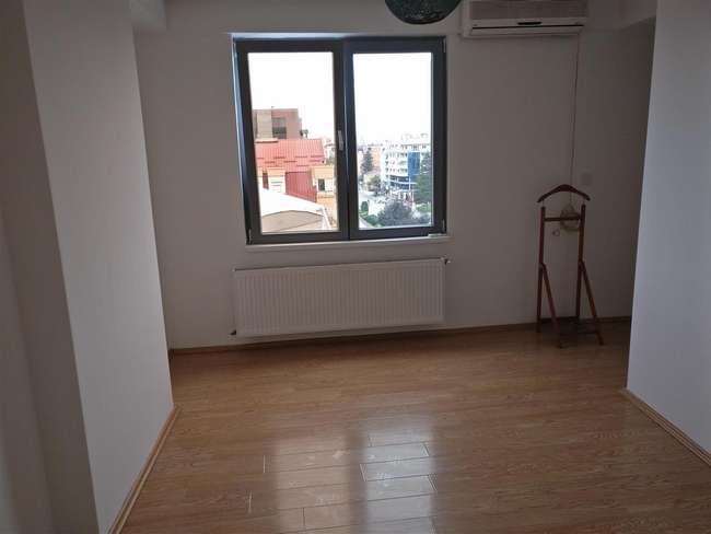Apartment in Debar Maalo - 3
