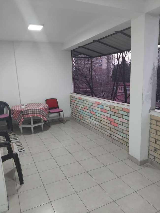 Apartament i mobiluar me terasë në Autokomanda - 3