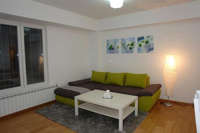 Shitet apartament me tre dhoma në Aerodrom - 2