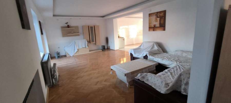 Luxury House in Stip - 1