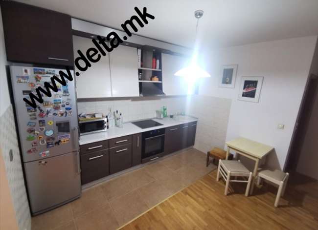 Apartament me dy dhoma gjumi në Qendër - 3