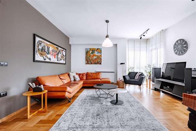 Shitet apartament katër dhomësh i mobiluar në Karposh 2 - 2