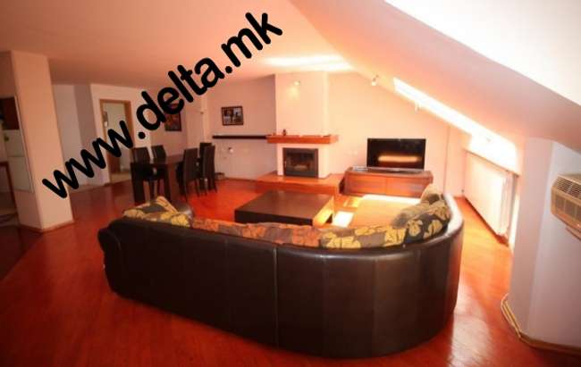 Apartament me tre dhoma gjumi në Qendër - 2