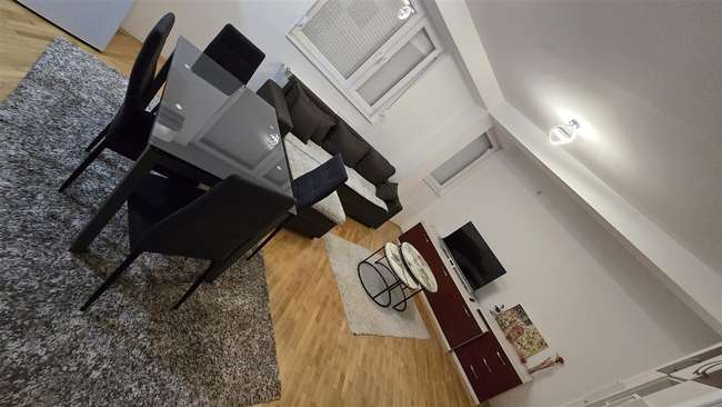 Apartament në Qendër - 2