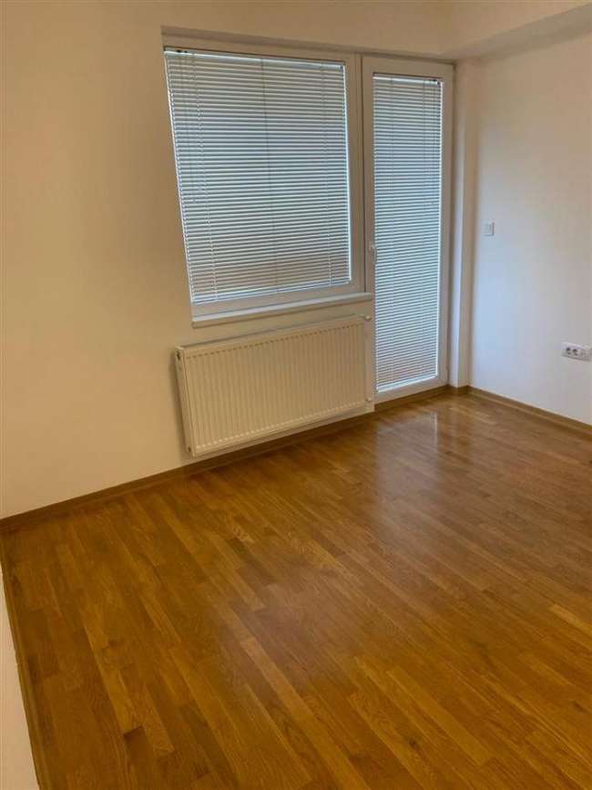 Apartament në Qendër - 3