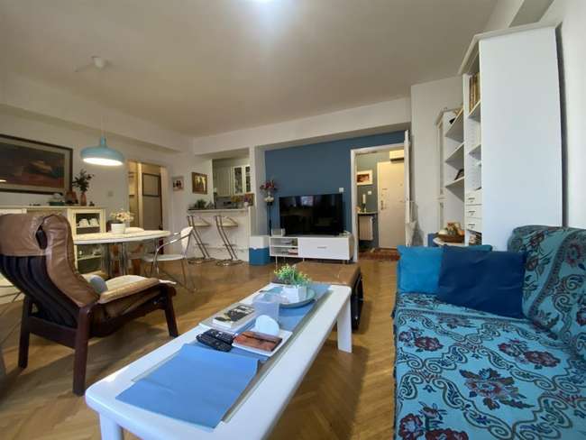 Apartament në Kapistec - ndërtesë me fasadë të kuqe - 2