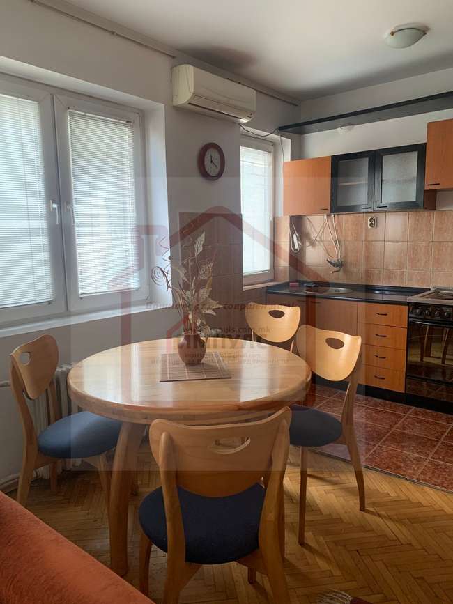 APARTAMENT FUNKSIONAL NË LOKACION NË QENDËR - 2