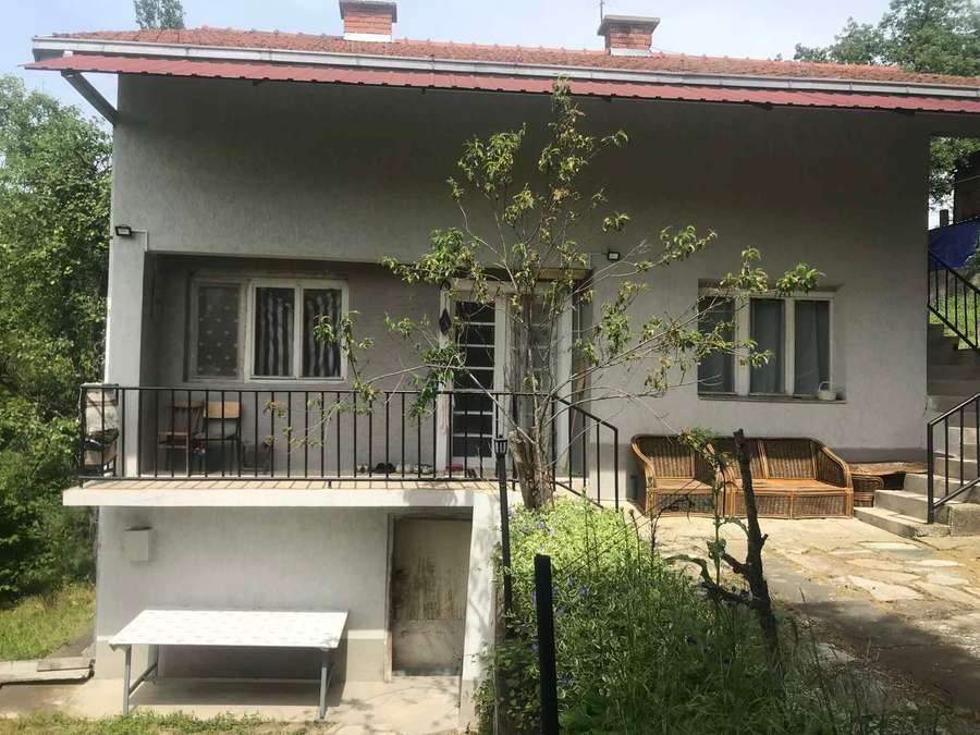 Top offer for a house - 1