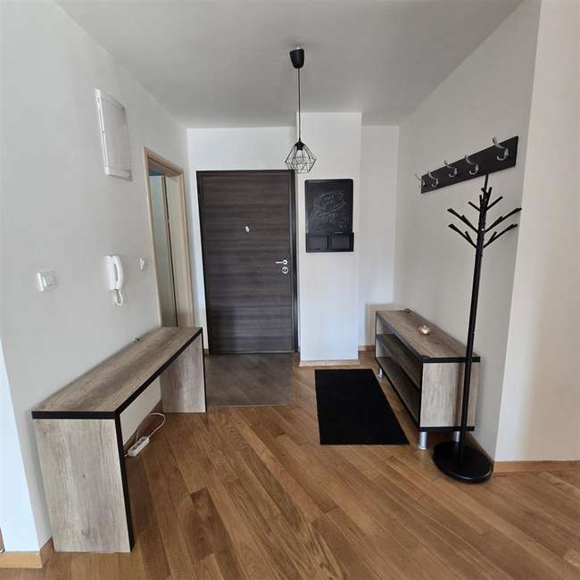 Shitet apartament me tre dhoma në Qendër – Debar Maalo - 3