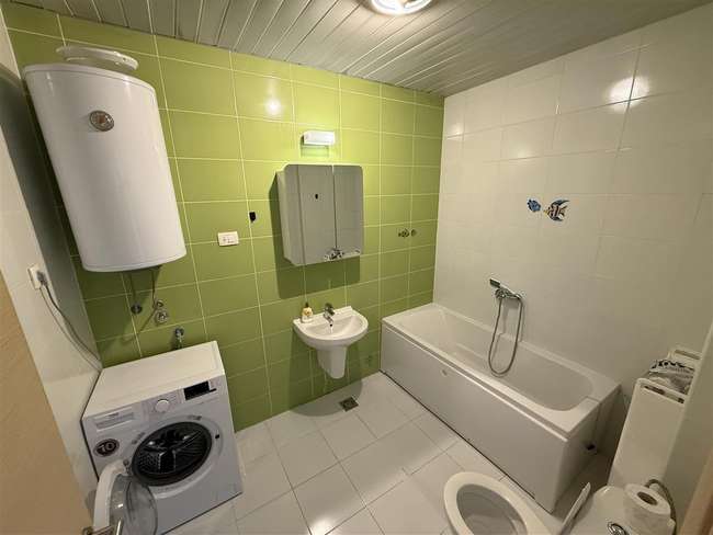 Shitet apartament me tre dhoma në Karposh 3 - 3