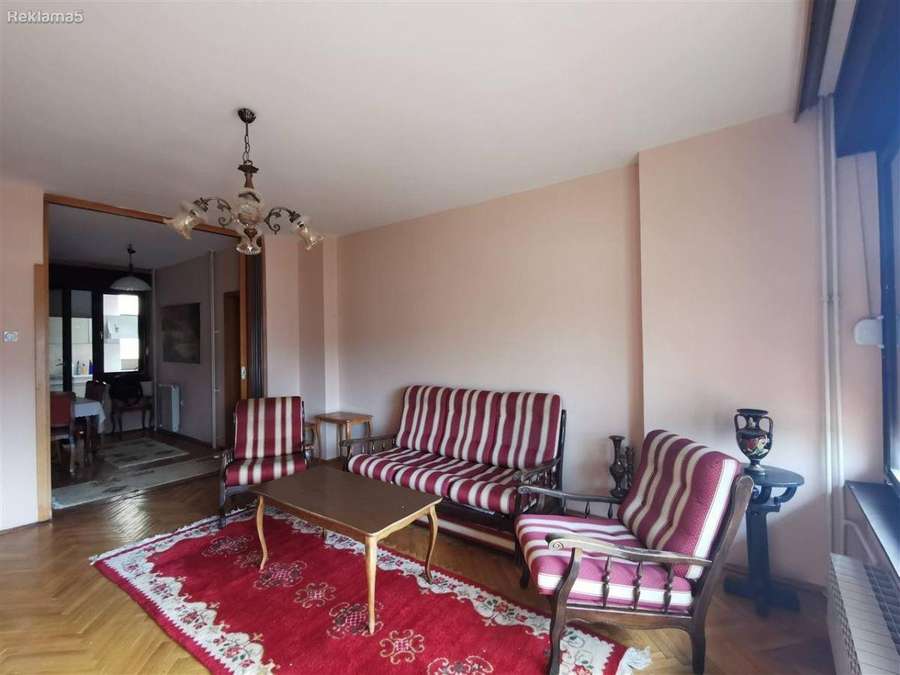 Apartament në Qendër - 1
