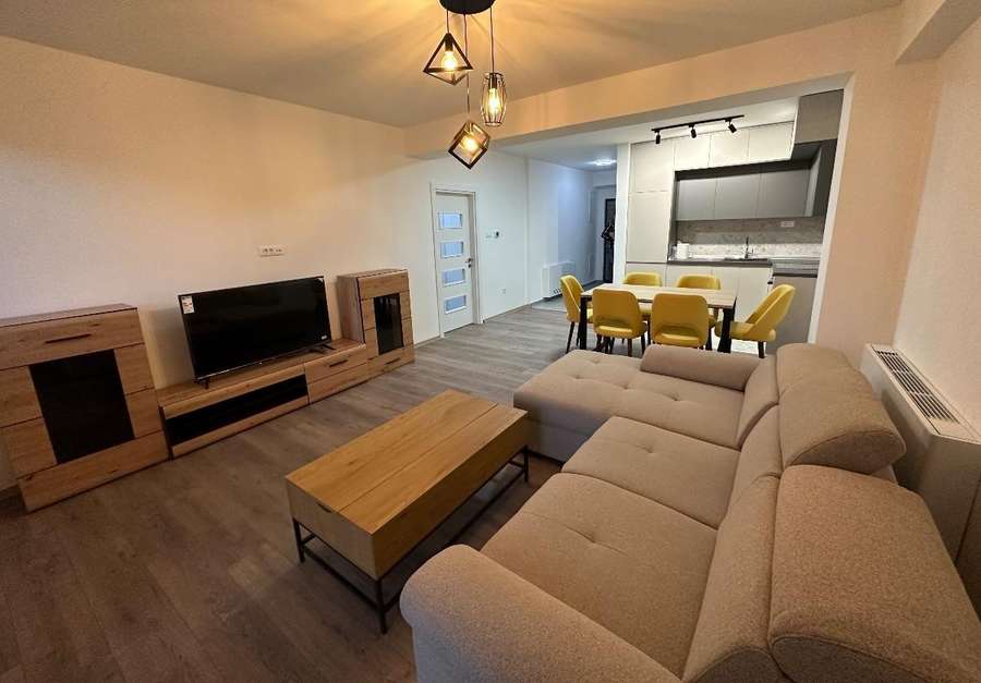 Apartment for rent in Vlae - 1