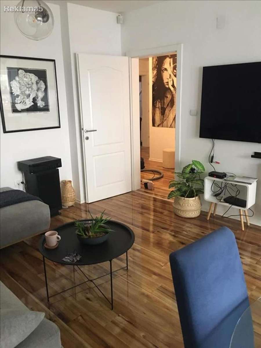 Apartament në Qendër - përballë Zebra - 1
