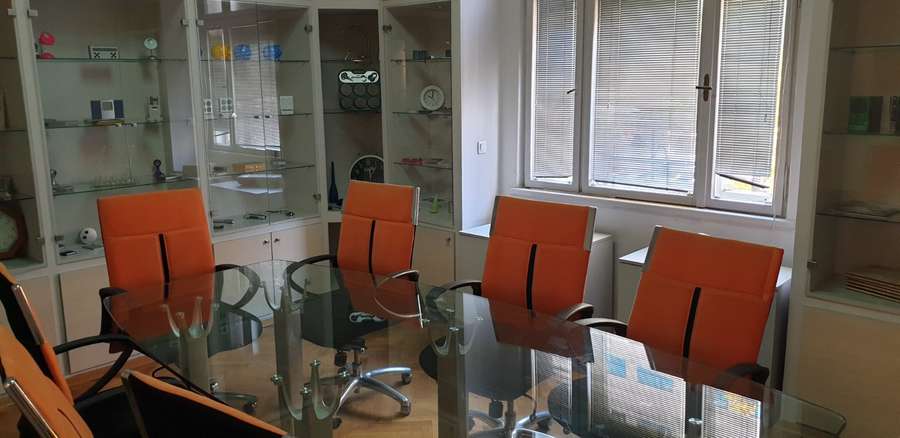 Offices in the strict Center, Macedonia Street - 1