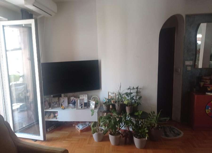 Apartament në Qendër - 1