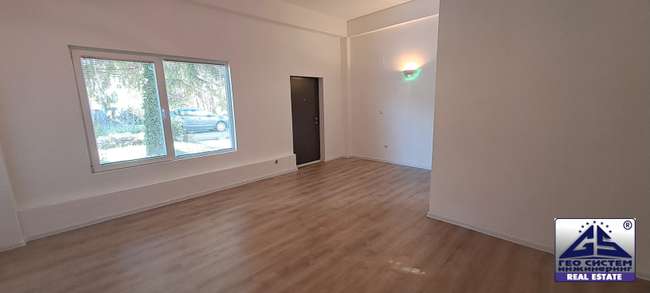 THREE-BEDROOM APARTMENT IN OHRID image