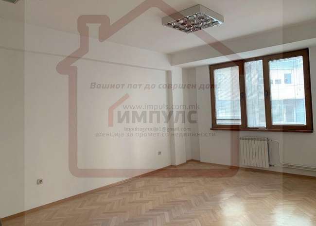 Empty 3-room apartment available for business space, Center - 3