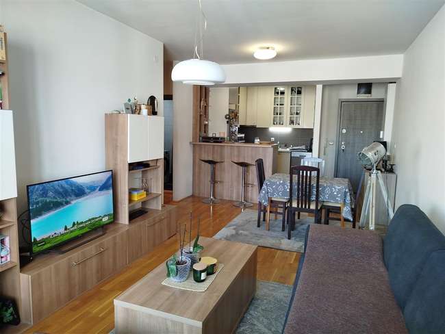 Apartment in D.Maalo - near Soborna - 3