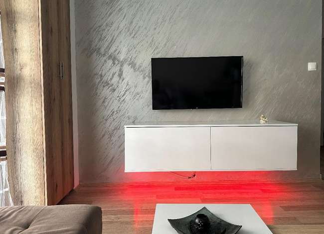 Apartment with Yard in Gjorche - 3