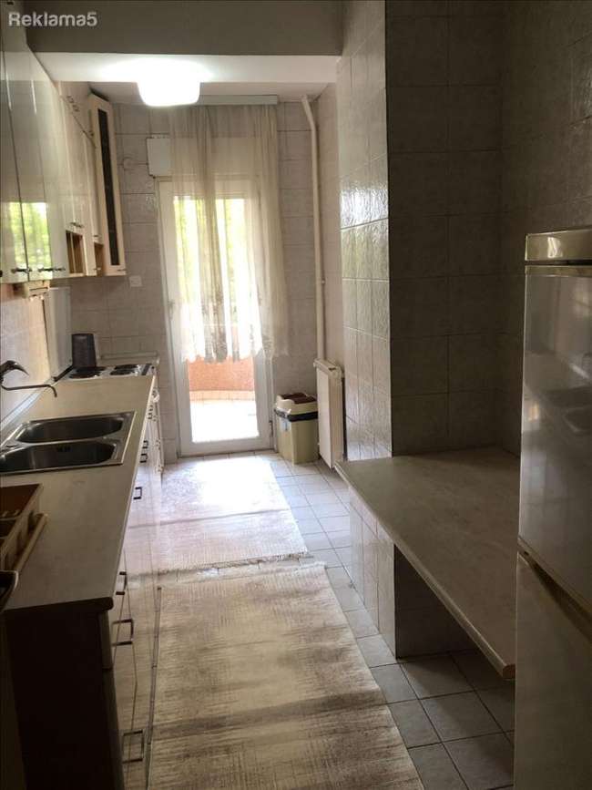 Apartament me qira në Qendër, pranë Simpo - 3