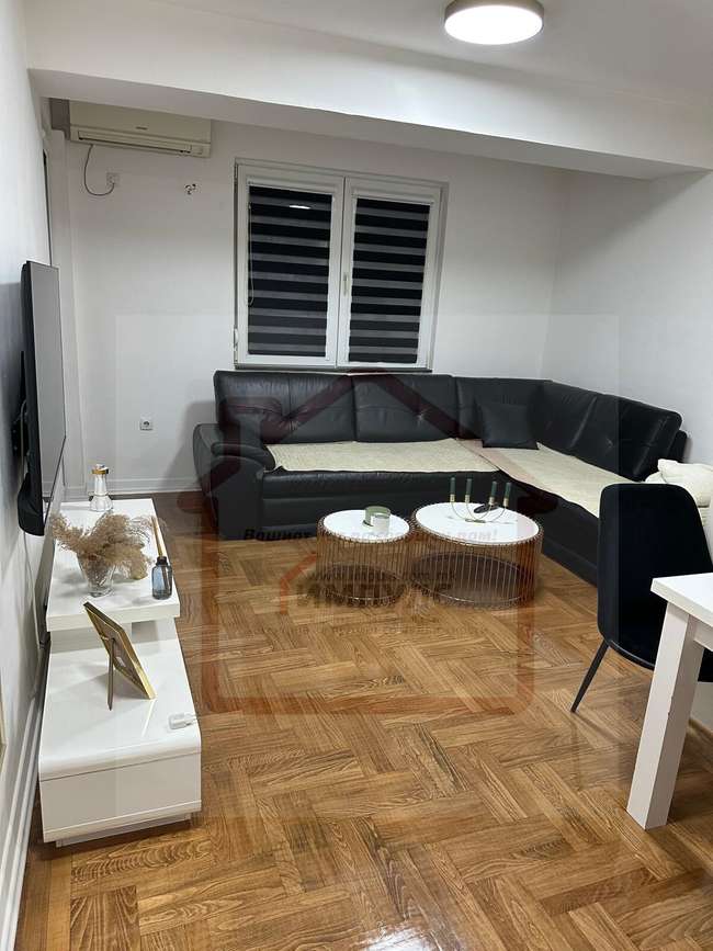APARTAMENT I NGROHT DHE TË REHATSHËM ME DY DHOMA NË N.LISICE - 3