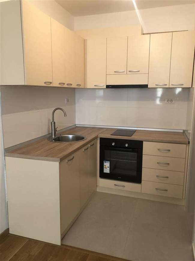 Semi-furnished three-bedroom apartment for business purposes - 3