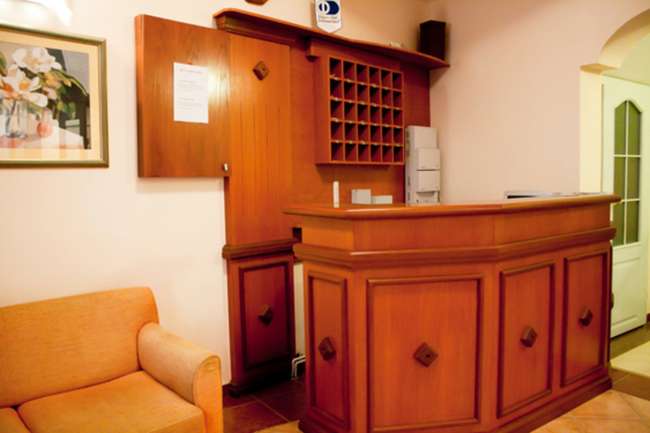 Hotel in Peshtani - 2