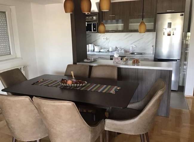 Apartament në Qendër - pranë Vero Jambo - 3