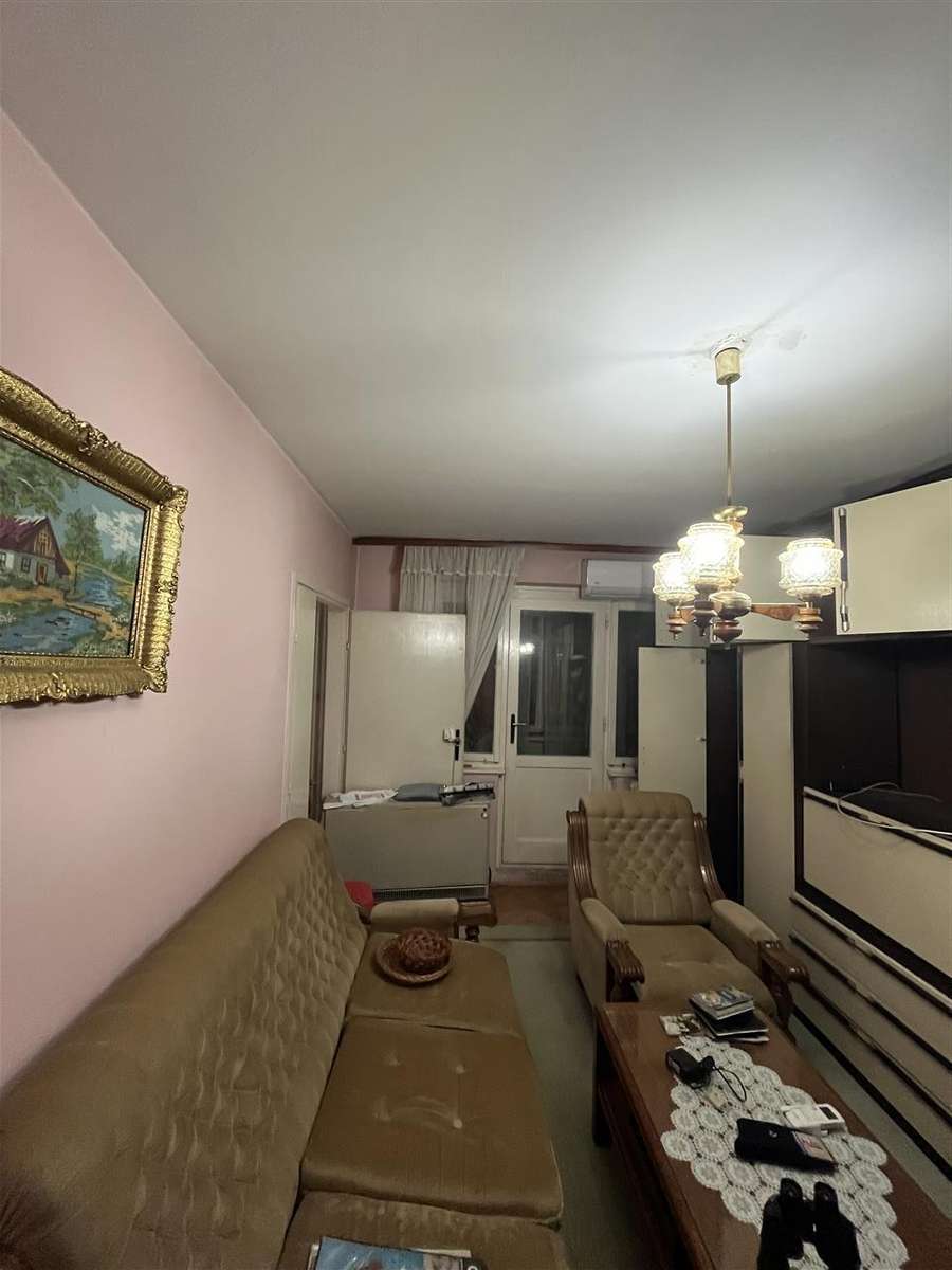 Apartament me potencial për zgjerim në Gjorce - 1