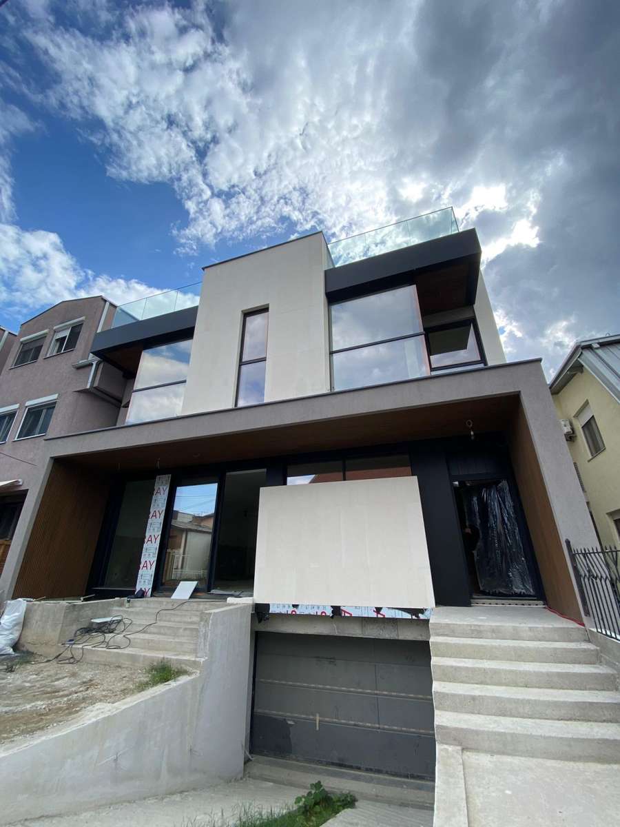 New House in Taftalidze - 1