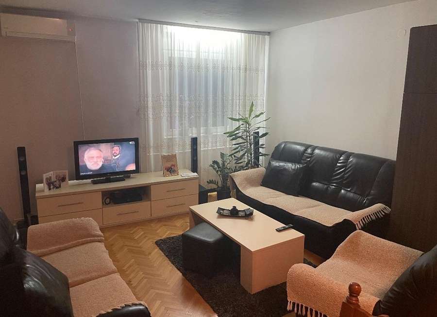 Apartment in Aerodrom - 1