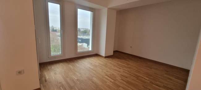 СЕ ПРОДАВА СТАН ВО АЕРОДРОМ image