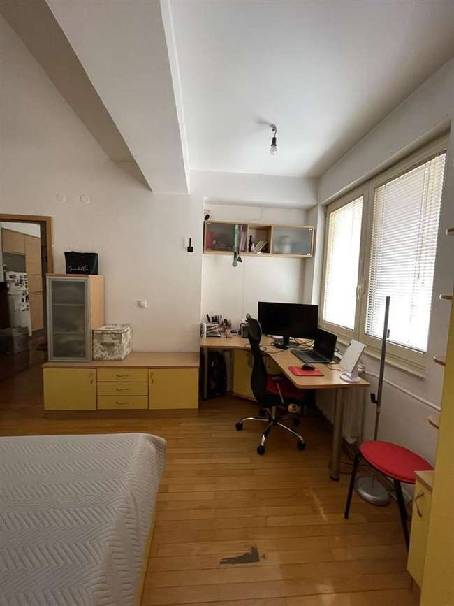 Apartament me dy dhoma gjumi në qendër, Klinika - 3