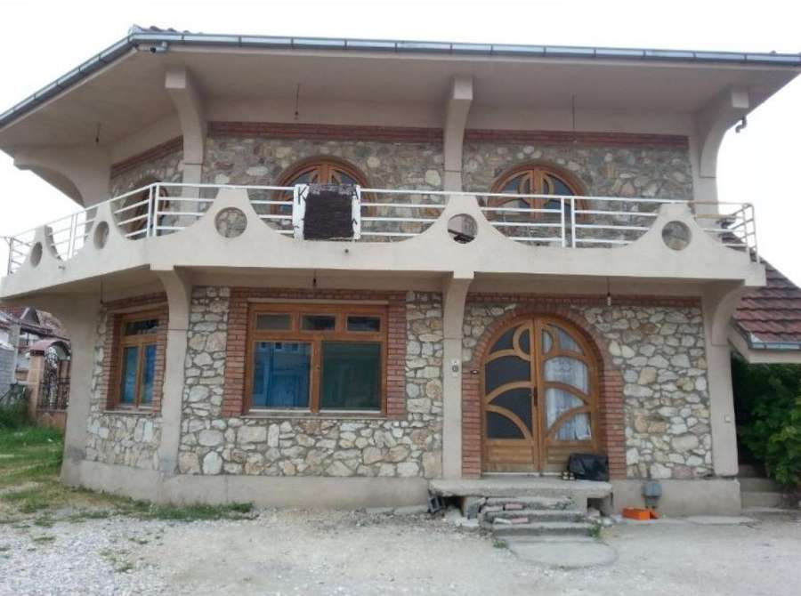 Shtëpi në Shuto Orizari - 1