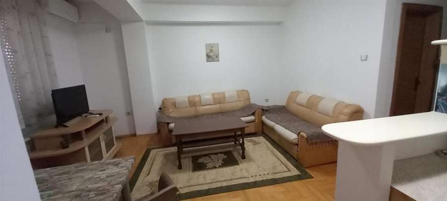 Apartament në një Vend të Qetë në Michurin - 1
